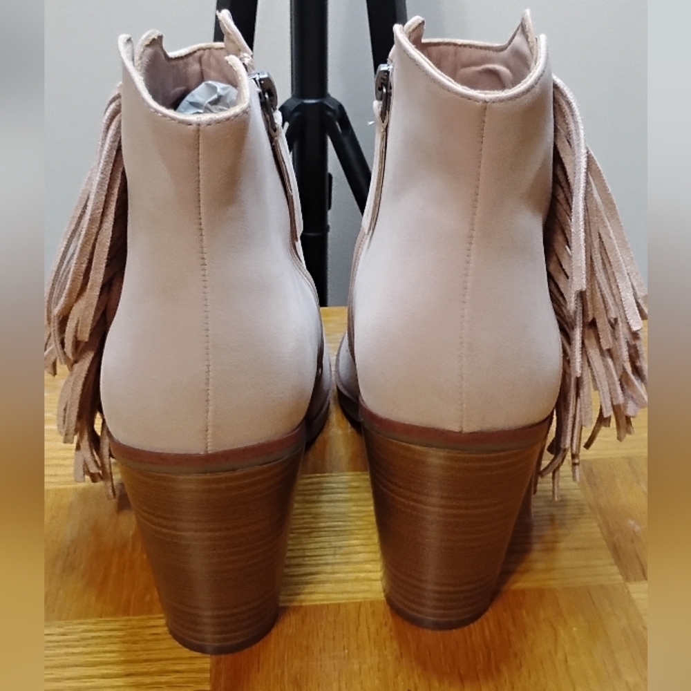 MIA Light Pink Ankle Booties - Picture 9 of 14